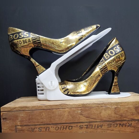 Shoe Slot Space Saver Stacker Organizers in White 12 Pieces. - Picture 1 of 8